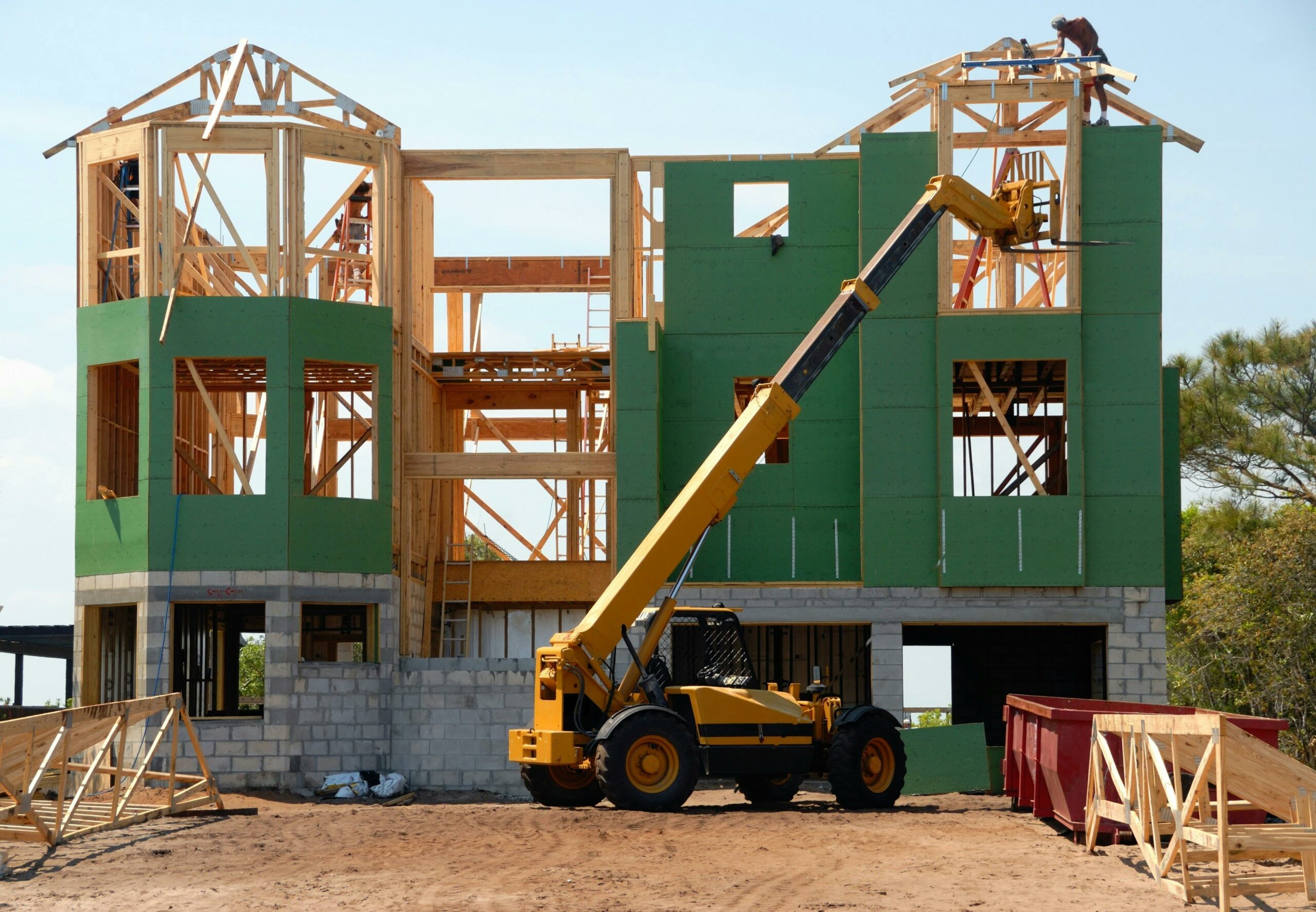 Comment réagir en cas d’abandon de chantier ou de faillite d’un constructeur de maison individuelle (CCMI) ?